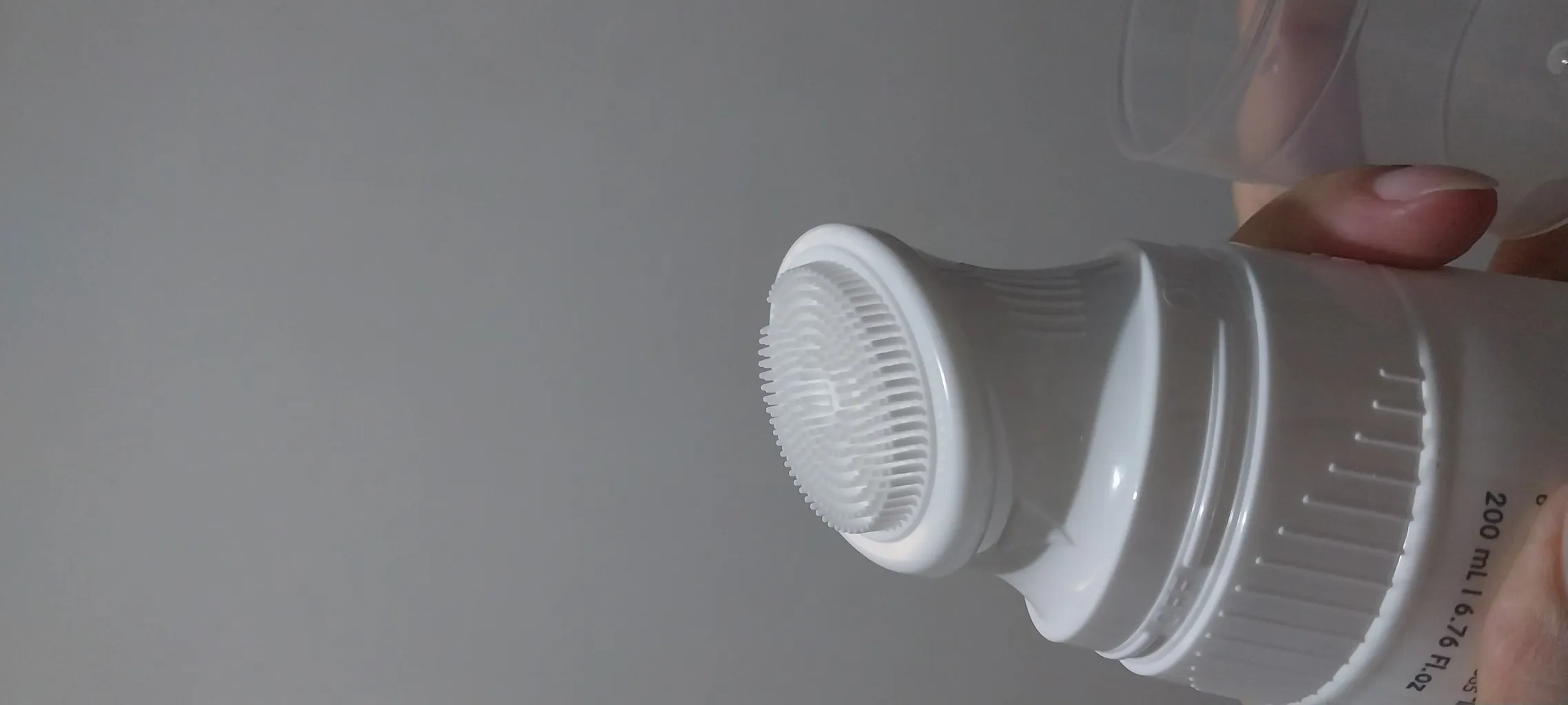 ژل شستشوی صورت ویتالیر مدل وایت ویت مناسب برای پوست‌های لک‌دار حجم 200 میلی لیتر