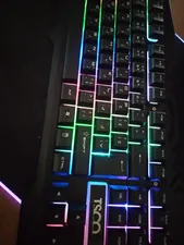 تجریه خرید کیبورد گیمینگ تسکو مدل TK 8021L با حروف فارسی، سوییچ ممبران، Full-Size، نورپردازی RGB LED