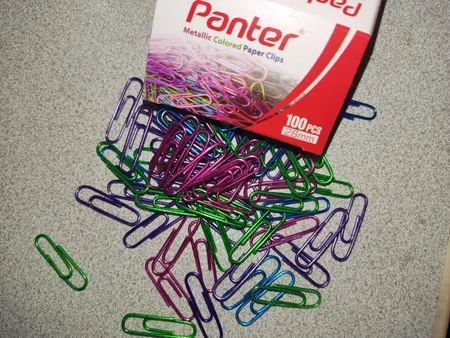 گیره کاغذ پنتر مدل متالیک سایز 28 میلی متر