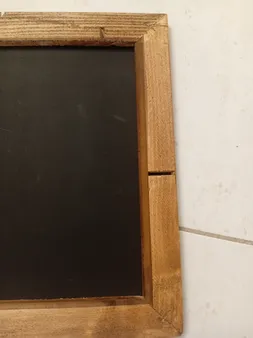 تخته سیاه مدل فریم چوب سایز 30x40 سانتی متر