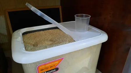 ظرف برنج هوم کت کد 0730 - ظرفیت 20 کیلوگرم