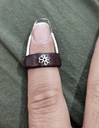 مضراب سه تار مدل W1