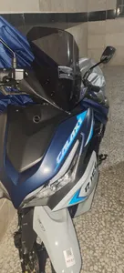 تجریه خرید طلق و نئون اسپورت موتور سیکلت وارون مدل W-87-BLK مناسب برای یاماها آیروکس