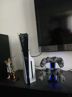 پایه شارژ دسته PS5 دابی مدل TP5-0585S