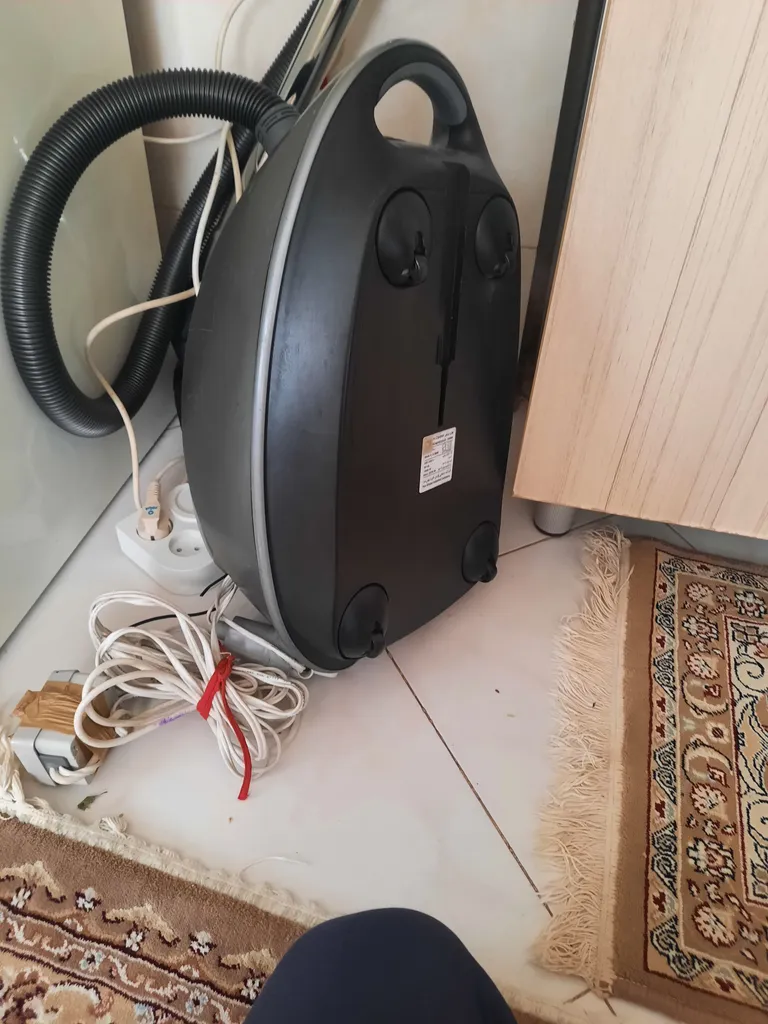 جاروبرقی پارس خزر مدل KOMPRESSOR VC-2500W