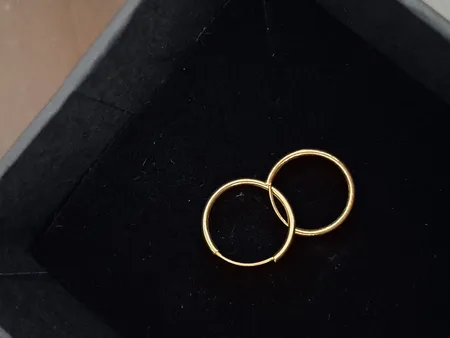 گوشواره طلا 18 عیار زنانه با طرح حلقه ای ساده مدل DK458