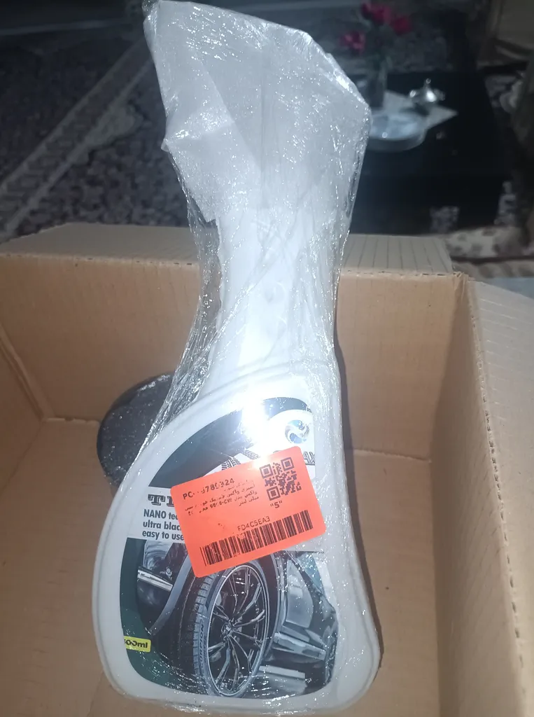 اسپری واکس لاستیک خودرو سی واکس مدل CW-9806 حجم 500 میلی لیتر