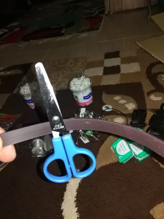 آهنربا مدل نواری R200x12 بسته یک متری