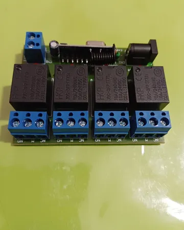 برد و ریموت 4 کانال مدل 433-MHZ
