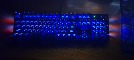 کیبورد گیمینگ گرین مدل GK802-RGB، مکانیکال سوییچ آبی، Full-Size، نورپردازی RGB