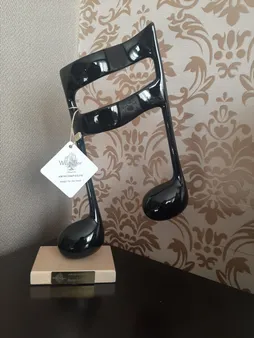 مجسمه امین کامپوزیت مدل دولا چنگ کد 202