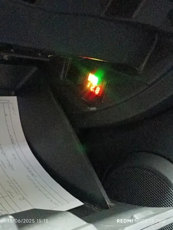 نمایشگر میزان شارژ باطری مدل A001