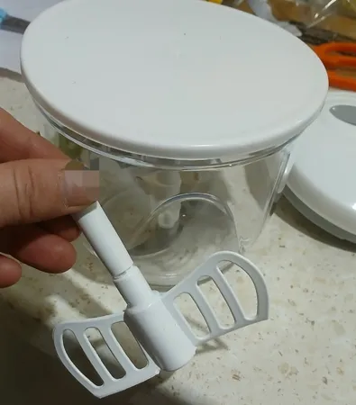 خردکن دستی مدل چرخشی کد 606060