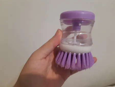 فرچه شستشو مدل مخزن دار