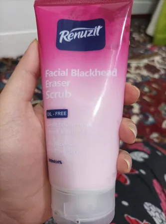 اسکراب لایه بردار صورت رینوزیت مدل blaser حجم 200 میلی لیتر