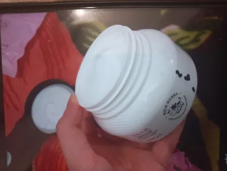 کرم مرطوب کننده ایمجز مدل Milk حجم 250 میلی لیتر