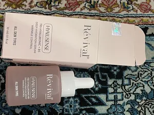 تجریه خرید سرم روشن کننده کلکسیون رویوال مدل Hyalusense مناسب برای انواع پوست حجم 30 میلی لیتر