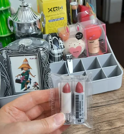 رژ لب جامد الیزا مدل Mini شماره 18 مجموعه 2 عددی