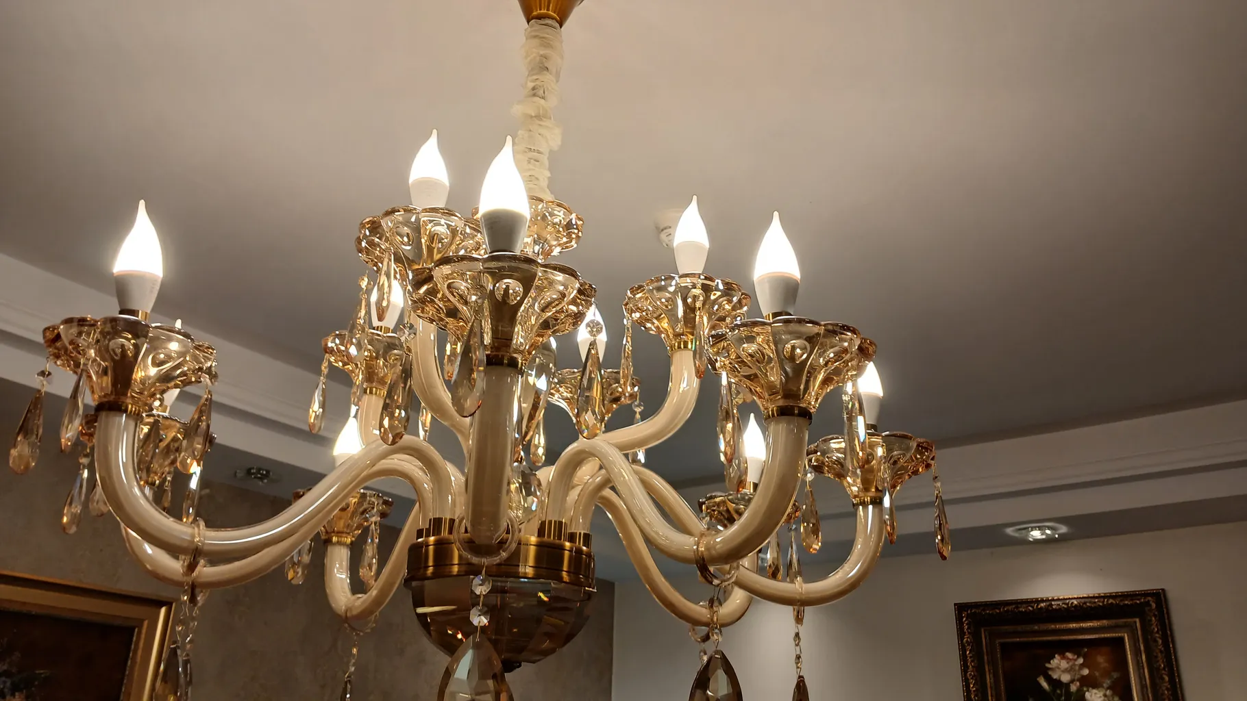 لامپ 8 وات زانیس مدل شمعی اشکی پایه E14 بسته 10 عددی