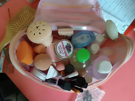 کیف لوازم آرایش زنانه مدل G-28 NEW