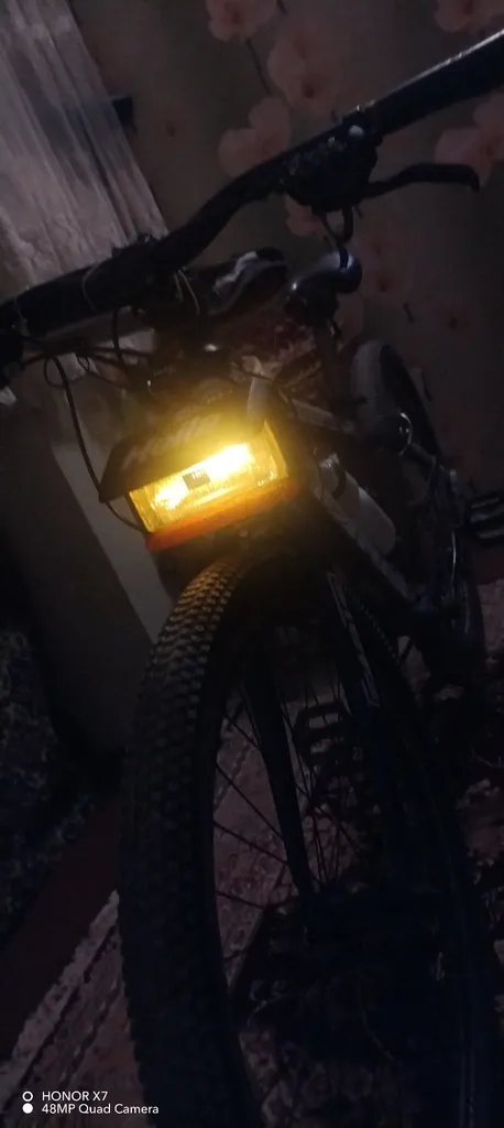 پرژکتور مه شکن جلو خودرو هلا مدل 1155 مناسب برای نیسان وانت