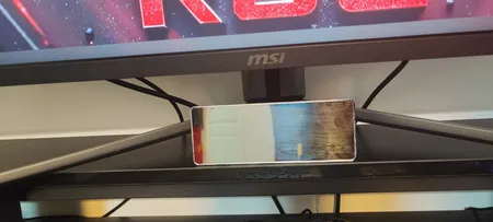 ساعت رومیزی دیجیتال مدل صفحه رنگی کد GH0725D