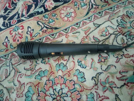 میکروفون مدل ِDYNAMIC