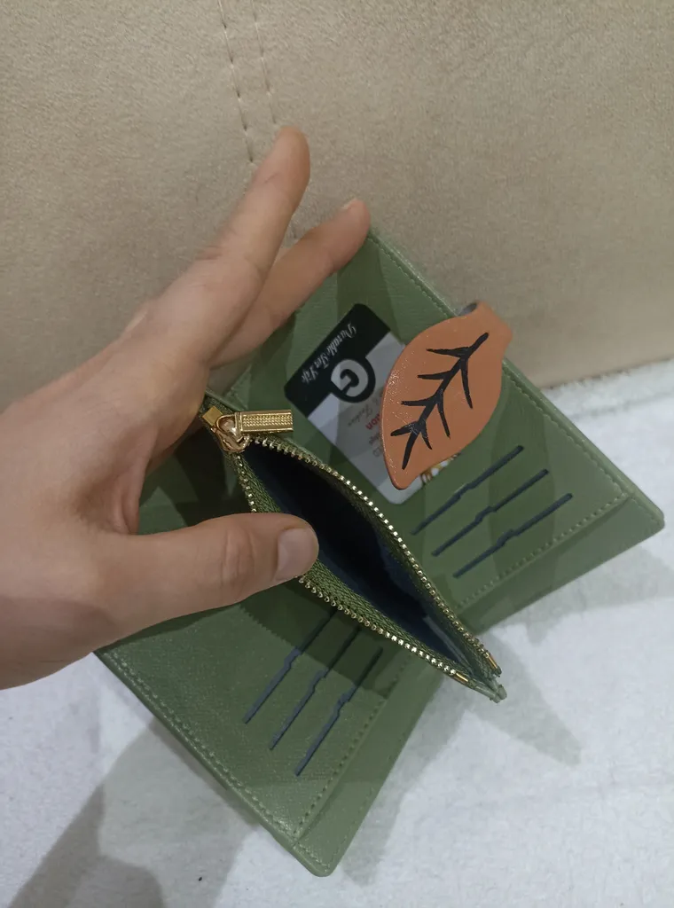 کیف پول زنانه مدل ریماز