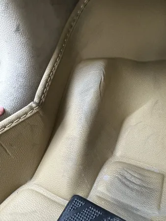 کفپوش سه بعدی خودرو مدل AM مناسب برای ام وی ام 550