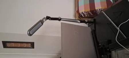 چراغ مطالعه سیلورلایت مدل 1207