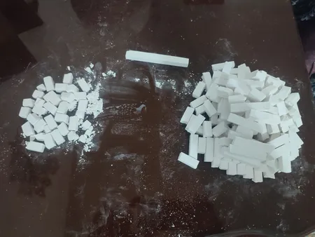 گچ هیگر مدل مکعب بسته 50 عددی