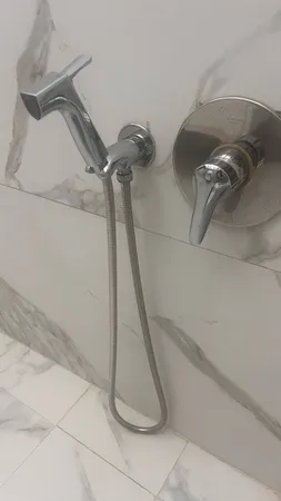 شلنگ توالت ققنوس مدل شاتاف Matrix