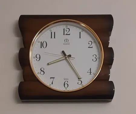 ساعت دیواری مارال کد DELGHT-402