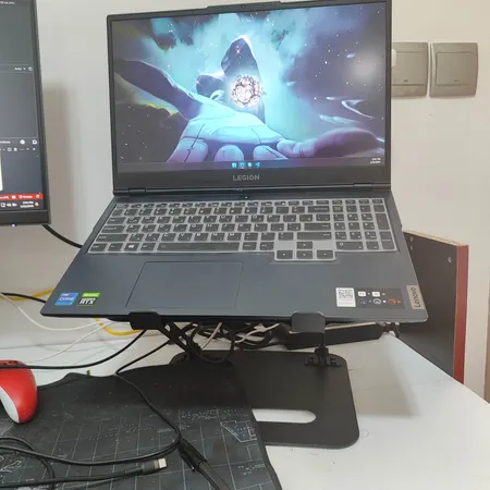 پایه نگهدارنده لپ تاپ مدل B03