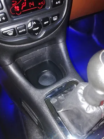 جاسیگاری خودرو مدل JSHKPEG