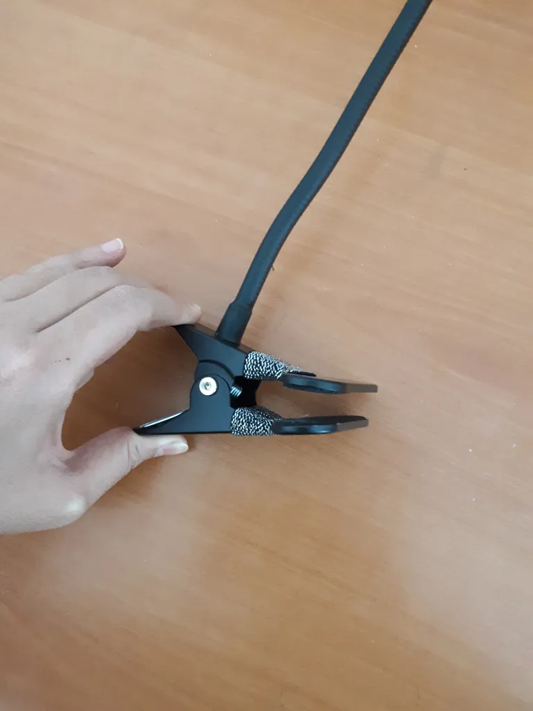 پایه نگهدارنده گوشی موبایل لوکین مدل Lazy Bracket