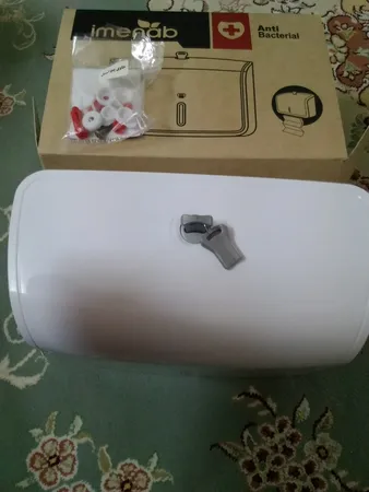 پایه رول دستمال کاغذی ایمن آب مدل ورونا