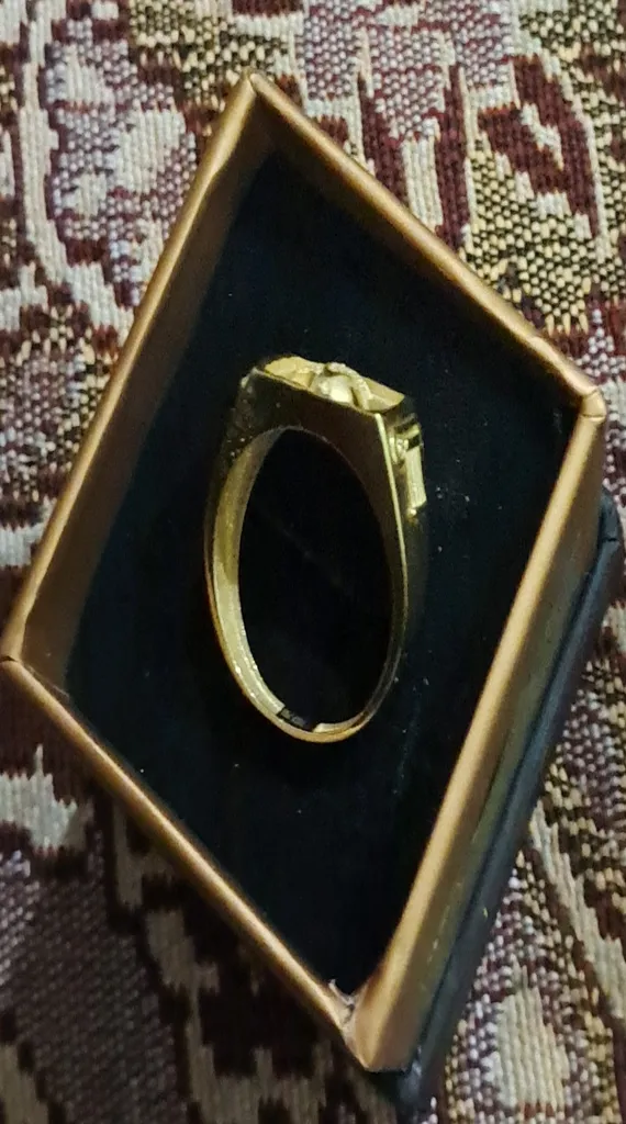 انگشتر طلا 18 عیار مردانه طلای مستجابی مدل تاج کد T472 سایز 64 به همراه 50 سوت هدیه طلا