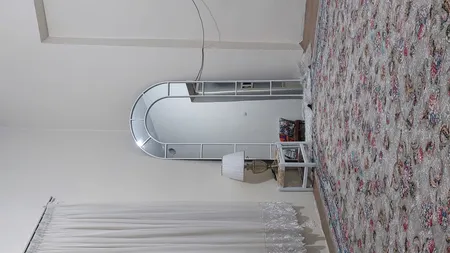 آینه مدل گنبدی فلزی طرح پنجره نیمه مشبک کد 180