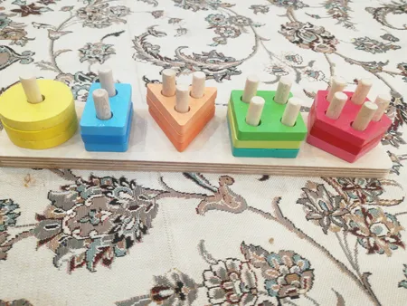 بازی آموزشی مونته سوری طرح پایه اشکال هندسی مدل ۰۰۲