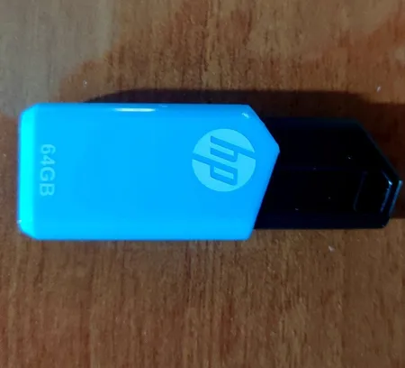 فلش مموری USB 2.0 اچ پی مدل V150w ظرفیت 64 گیگابایت