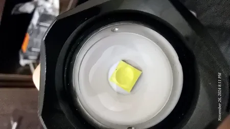 چراغ قوه دستی کملیون مدل RT393