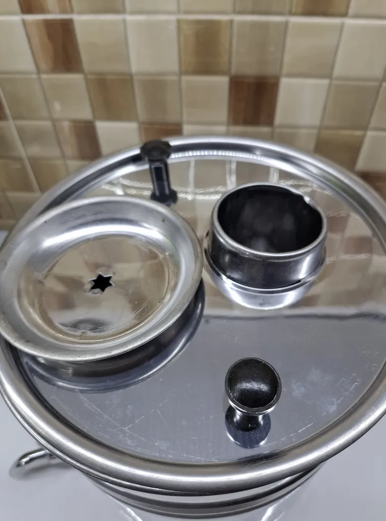 سماور زغالی مدل s67 ظرفیت 5 لیتر