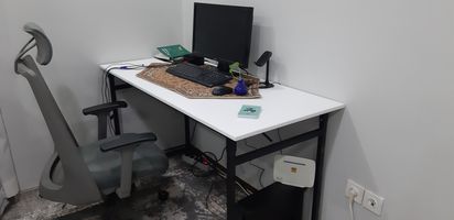 میز کامپیوتر مینیماتک مدل Flex 140