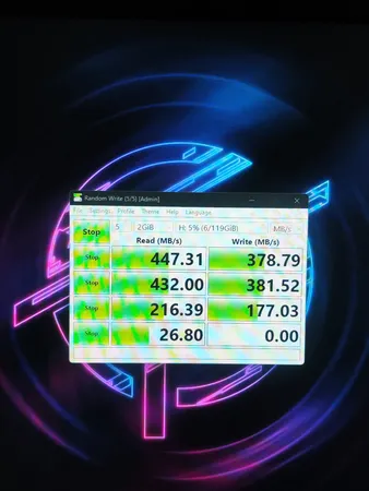 قاب SSD و هارد 4.3 اینچی یوگرین مدل CM400