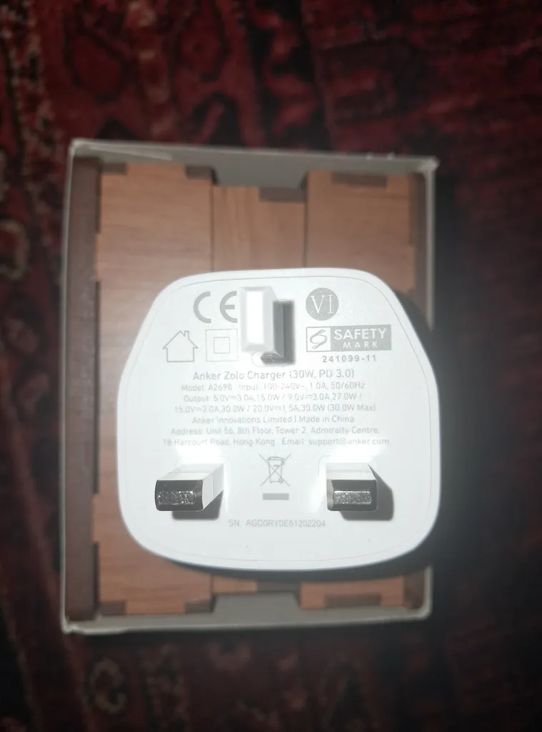 شارژر دیواری 30 وات انکر مدل Zolo A2698