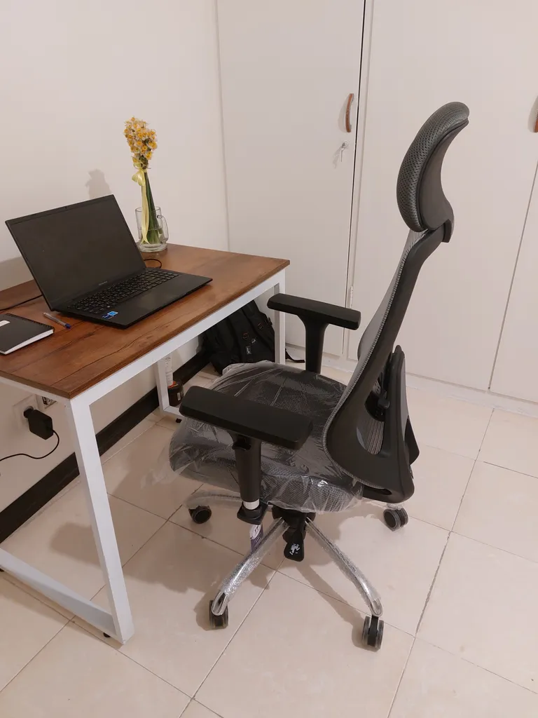 صندلی اداری بتیس مدل b205m