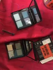 تجریه خرید سایه چشم این لی مدل Vivid Blue شماره 050