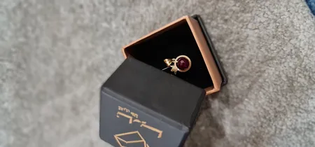 آویز گردنبند طلا 18 عیار زنانه ناریا مدل انار