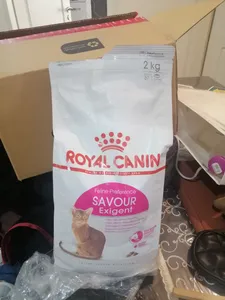 تجریه خرید غذای خشک گربه رویال کنین مدل Savour Exigent وزن 2 کیلوگرم